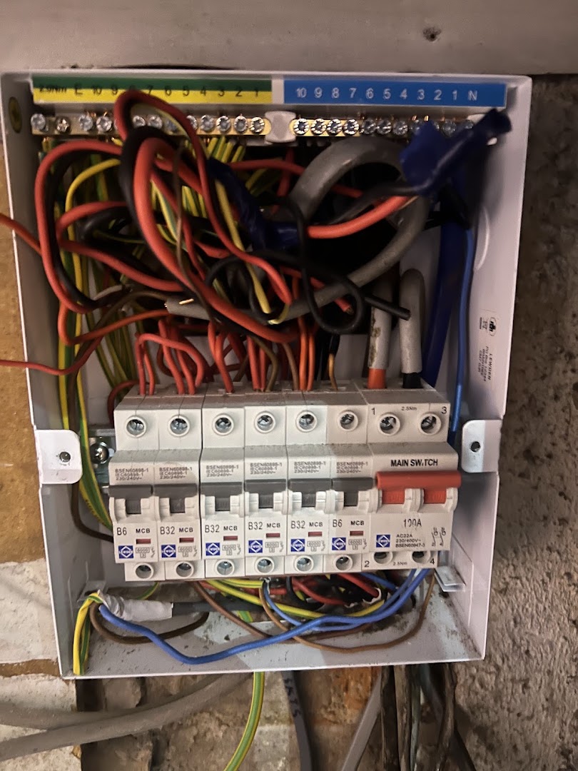 Robbie Electrical Services Ltd — Photos 1
